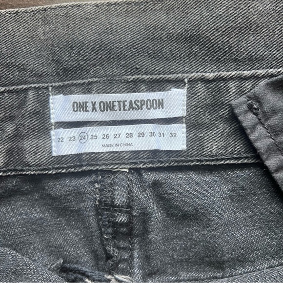 One Teaspoon Black 4040 Raw Hem Button Fly Micro Mini Skirt Denim Size 24 - Picture 7 of 8